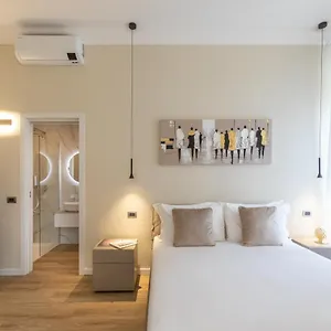 Elegantia Luxury Pensión